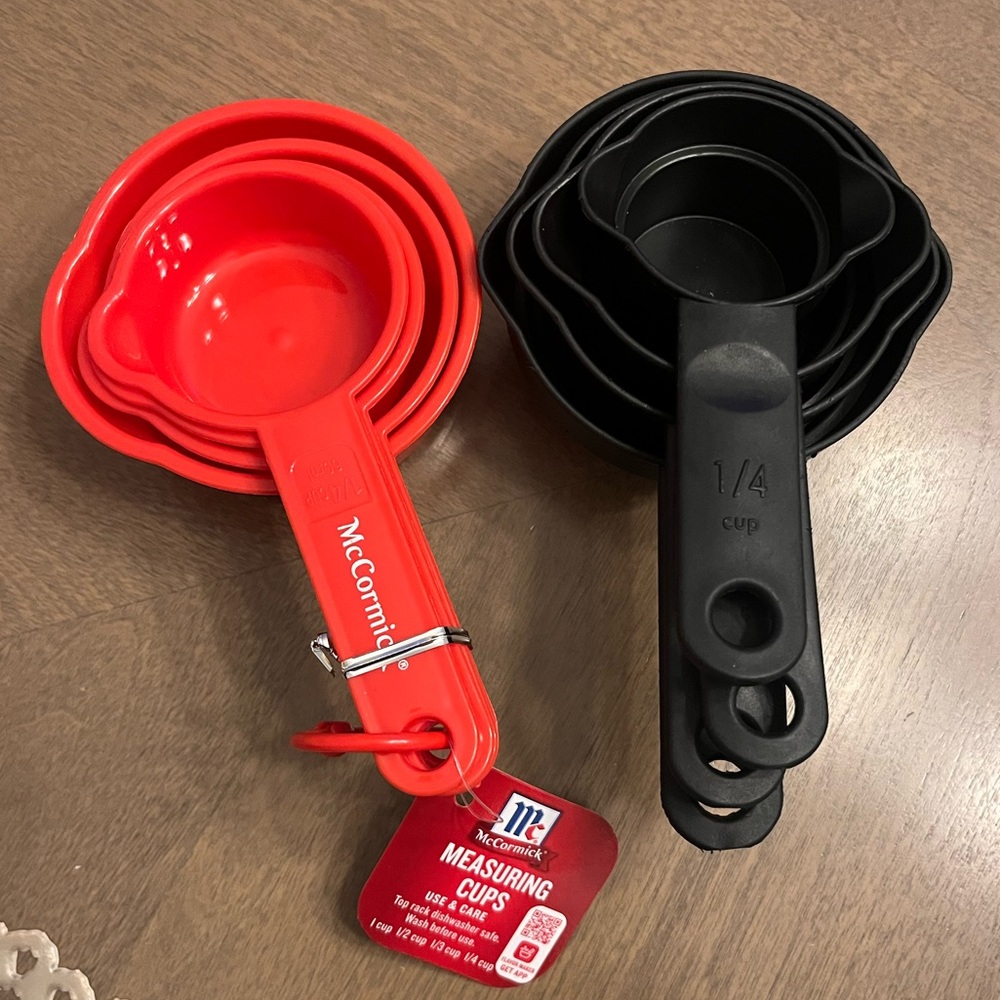 2 Sets of McCormick Plastic Measuring Baking Cooking Teaspoon Tablespoon Cups